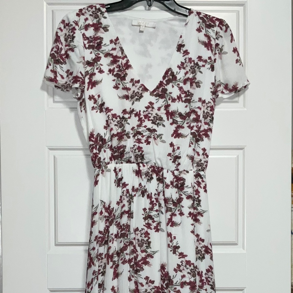 Feminine Floral Midi Dress